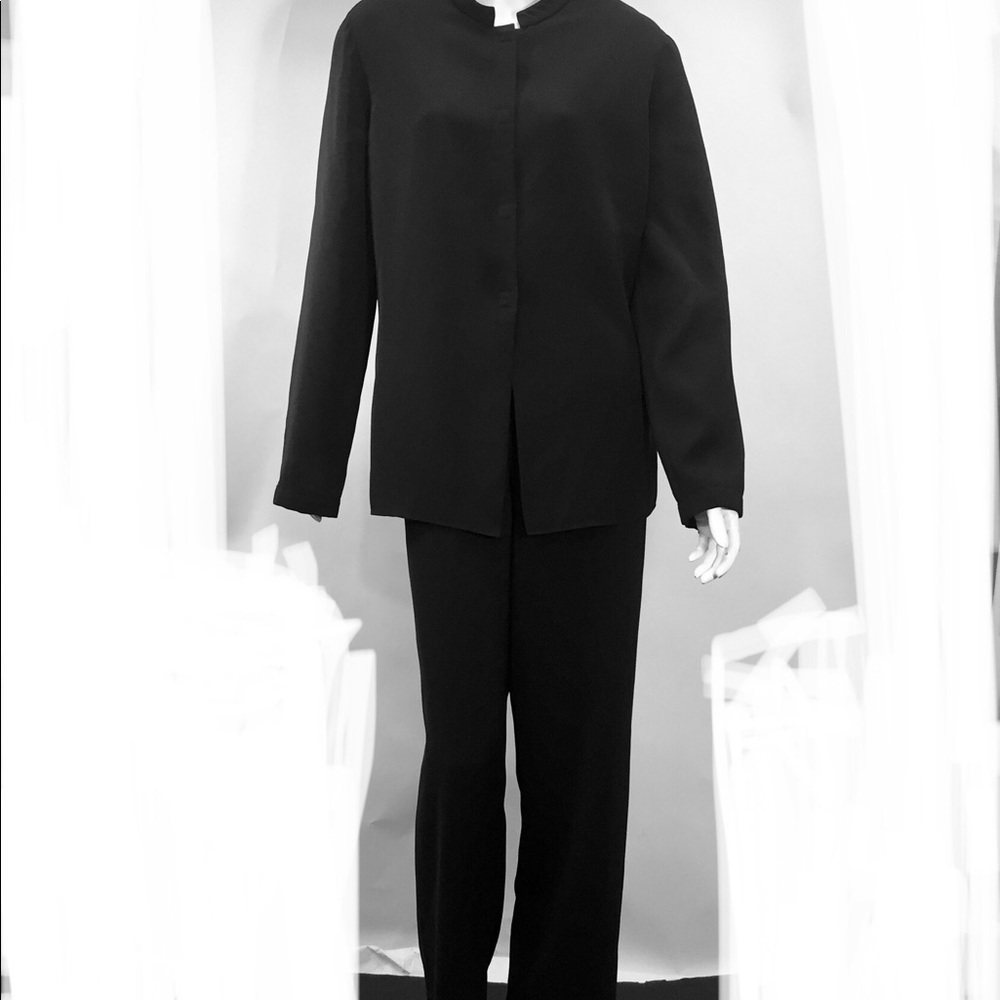 Giorgio Armani Collezioni Two Piece Pant Suit